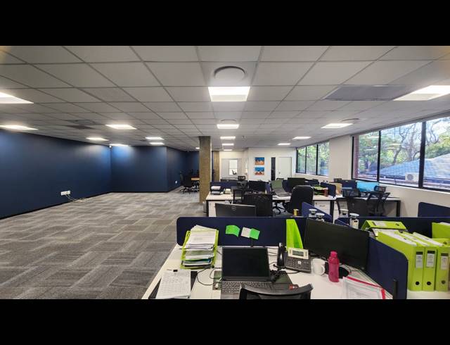 412M² OFFICE TO LET IN HOUGHTON ESTATE
